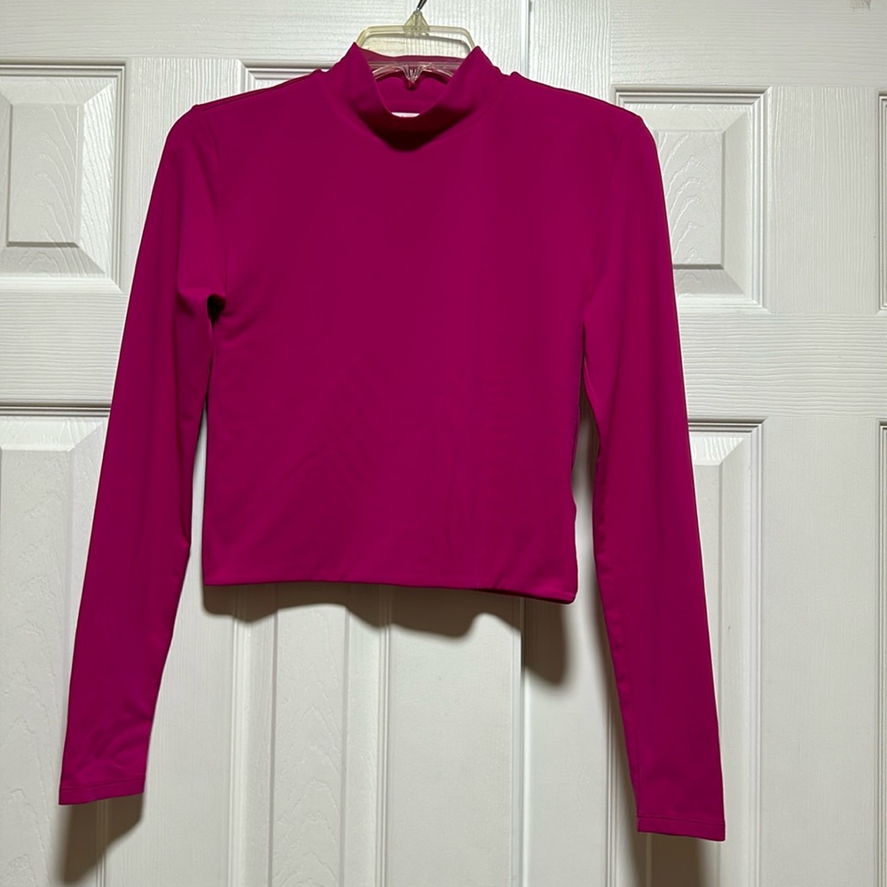 Aritzia Babaton Contour Mockneck Longsleeve Crop Top Pink- Size Medium